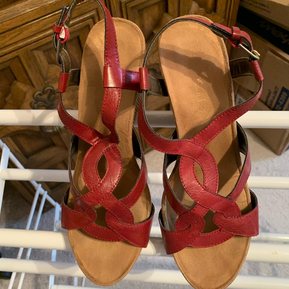 Aerosols wedge sandals, 8 1/2 M, deep red, 4 inch, like new - worn once.